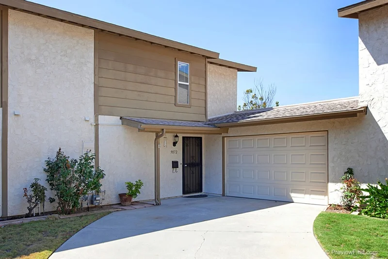 9072 Calle Lucia, Lakeside, CA 92040