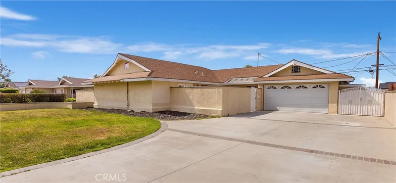 619 Monterey, Corona, CA 92882