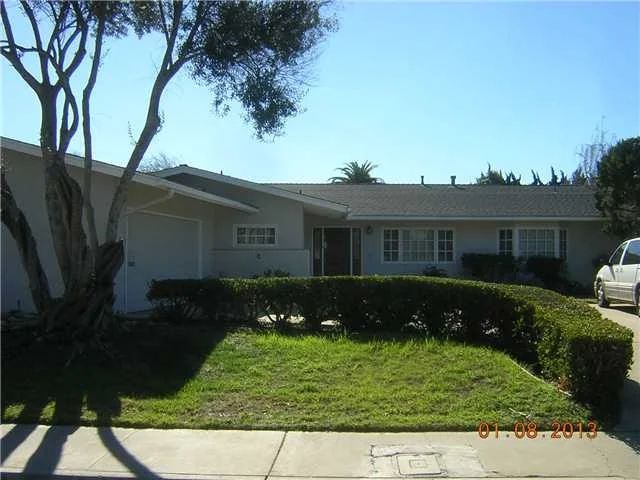8966 La Jolla Scenic Dr N, La Jolla, CA 92037