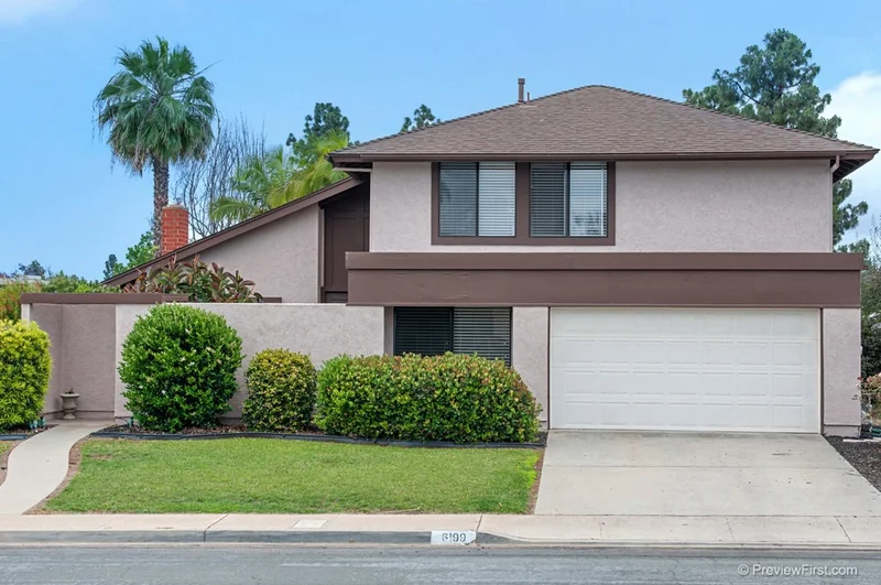 6199 Redbrook Rd., San Diego, CA 92117