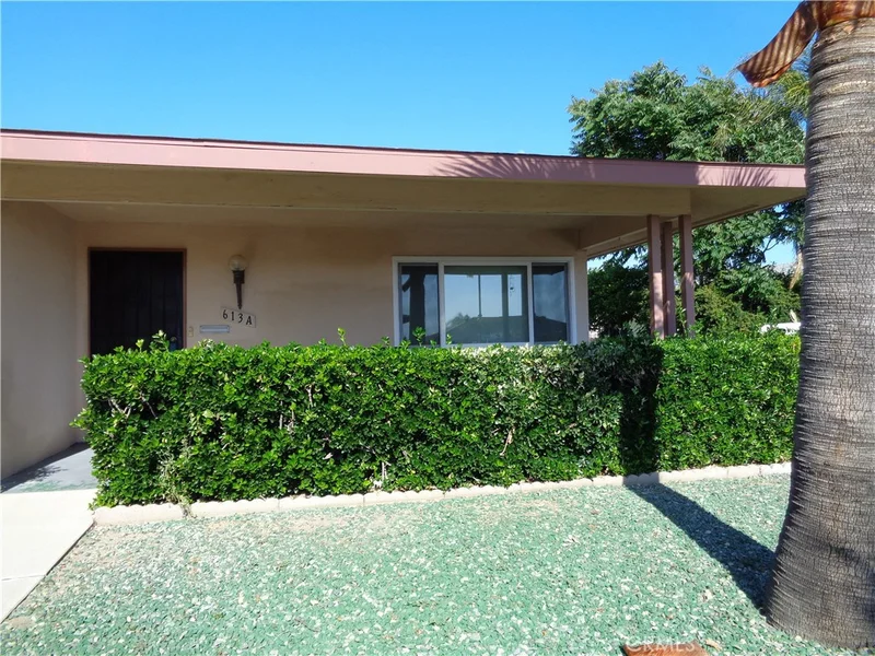 613 Palm #A, Hemet, CA 92543
