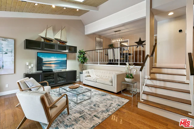 11862 Moorpark #E, Studio City, CA 91604