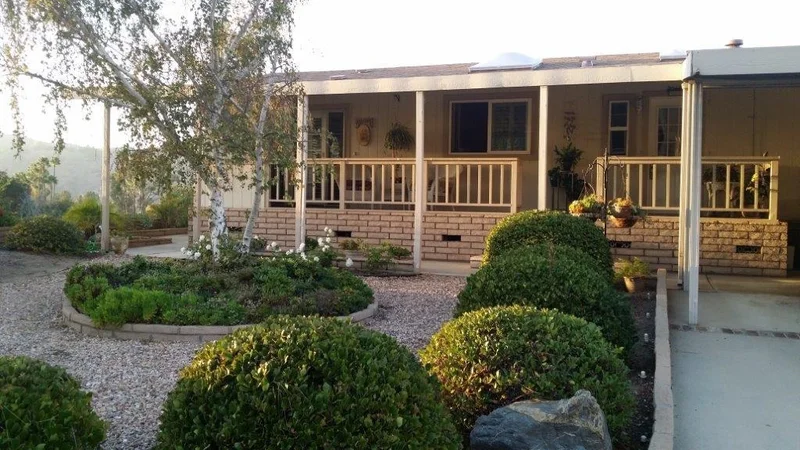 4650 Dulin Rd #117, Fallbrook, CA 92028