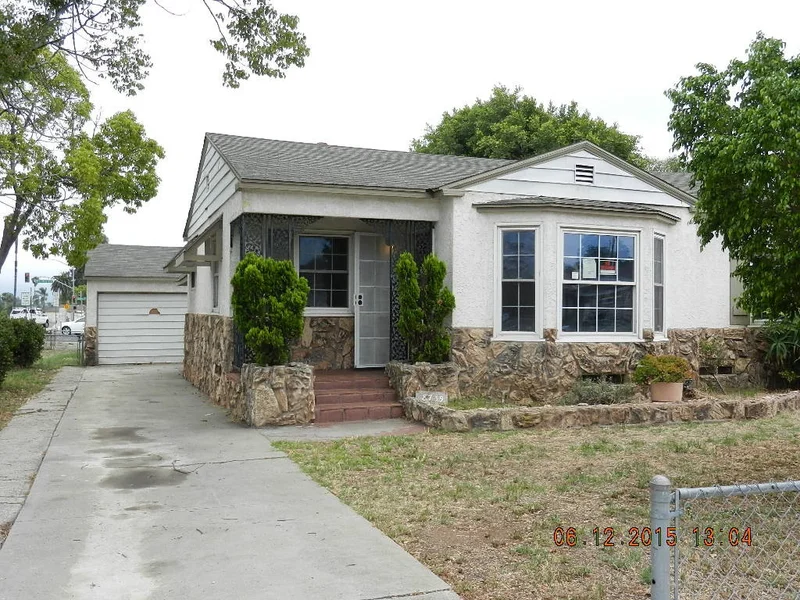 8739 Washington Ave., La Mesa, CA 91941