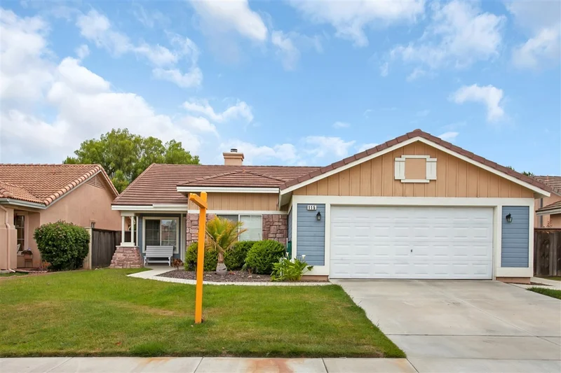115 Playa Del Rey, Oceanside, CA 92058