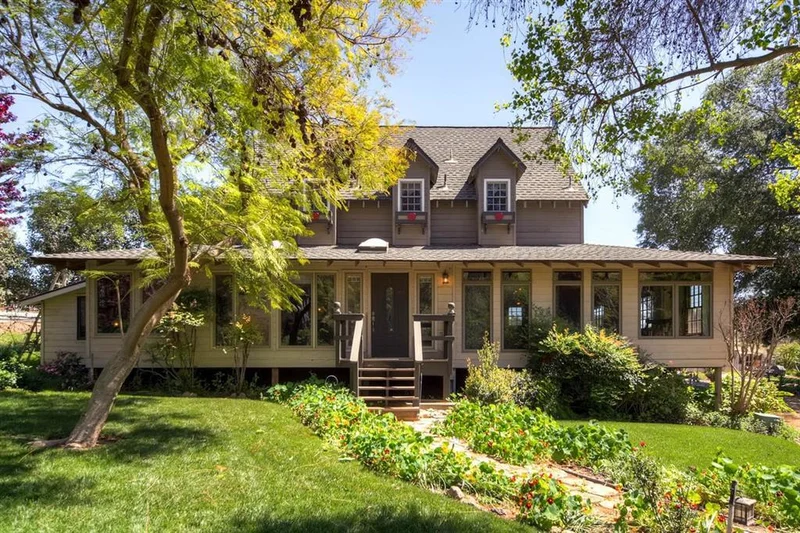 3009 Olive Hill Road, Fallbrook, CA 92028