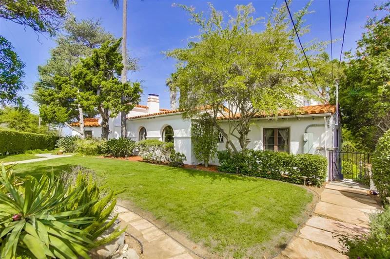 4625 Calavo Dr., La Mesa, CA 91941