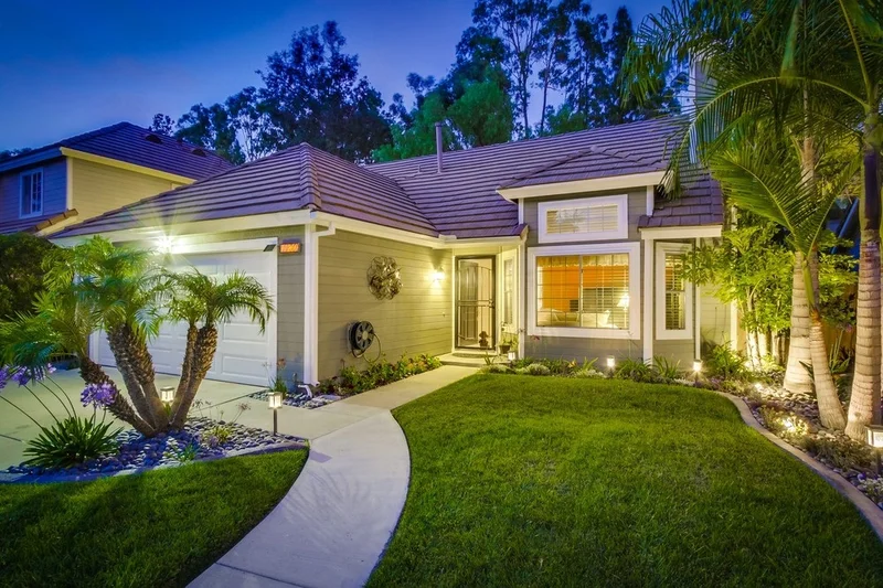 11260 Woodrush, San Diego, CA 92128