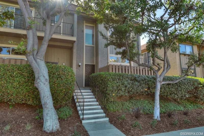2736 Meadow Lark, San Diego, CA 92123