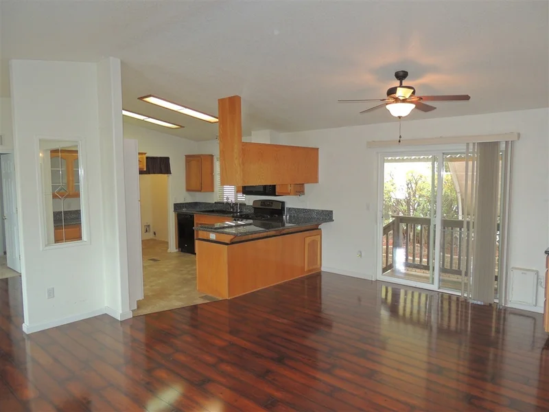 12250 Vista Del Cajon #10, El Cajon, CA 92021