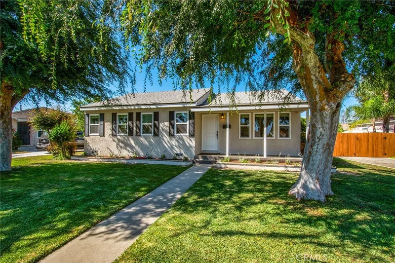 8649 Mory, Downey, CA 90242