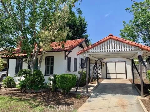 2765 Iris, Riverside, CA 92507