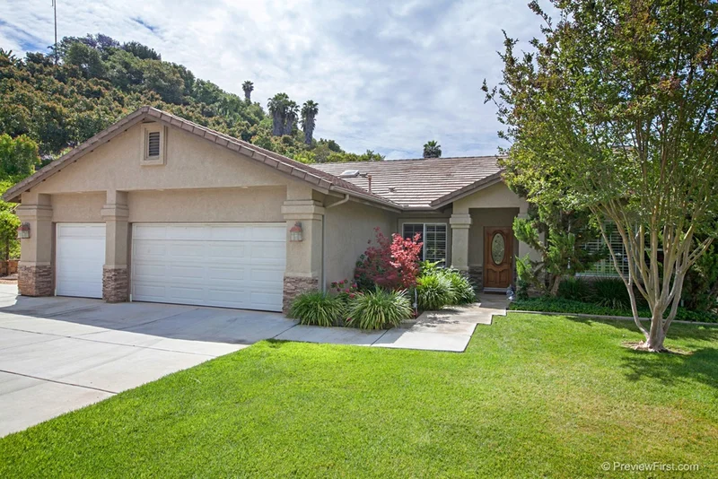 29844 Disney Ln., Vista, CA 92084
