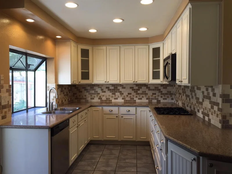 8915 Capcano Road, San Diego, CA 92126