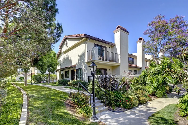 4145 Porte De Palmas #212, San Diego, CA 92122