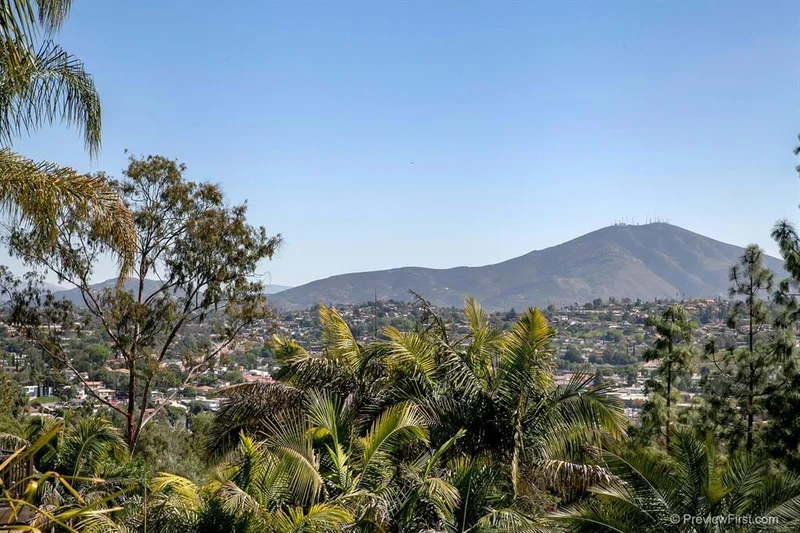 4239 Rogers Rd., Spring Valley, CA 91977