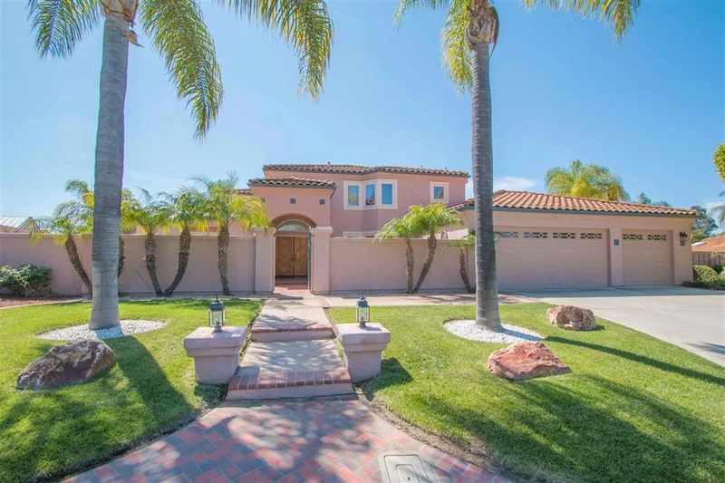 1862 Scenic Valley Pl, Escondido, CA 92029