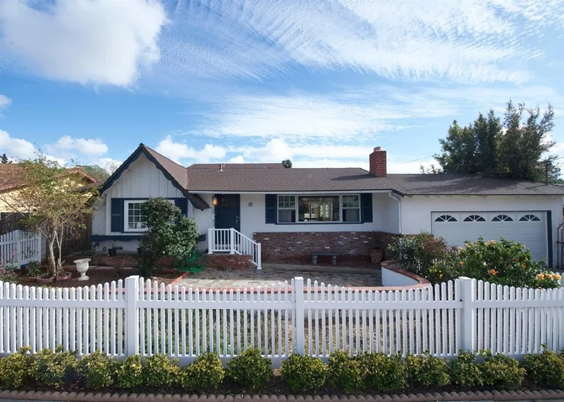 26 Whitney, Chula Vista, CA 91910