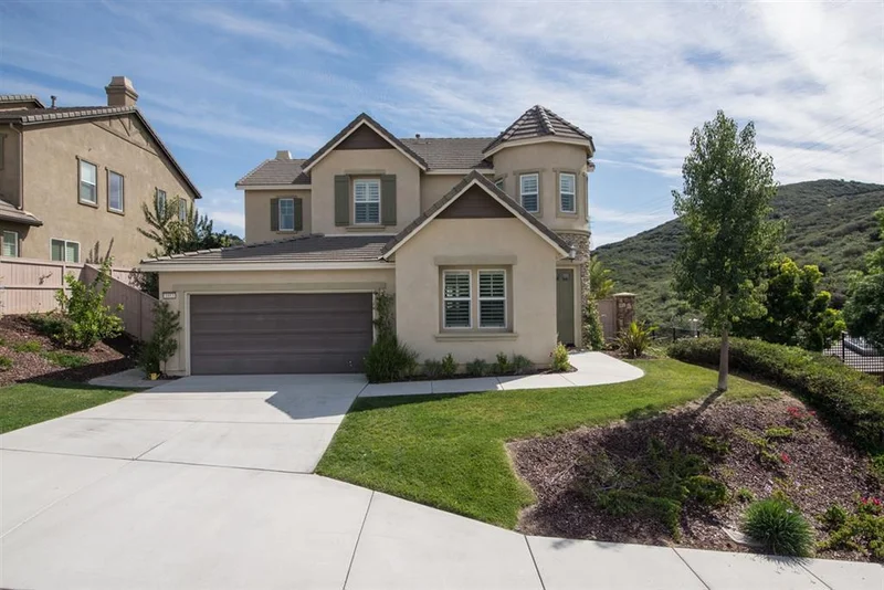 1853 Tanglewood, San Marcos, CA 92078