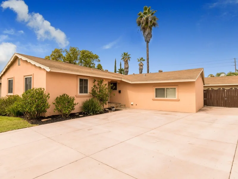 1126 E. Rustic Rd, Escondido, CA 92025