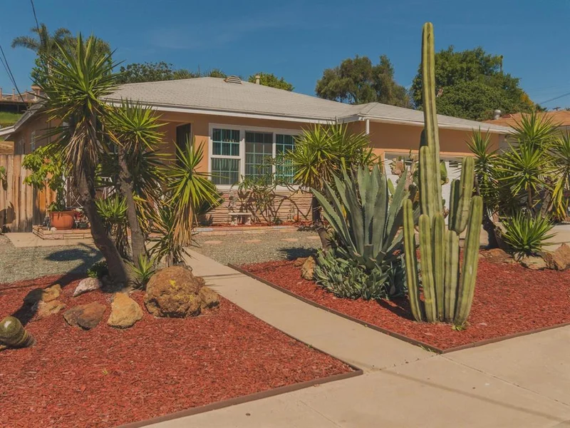 6330 Severin, La Mesa, CA 91942