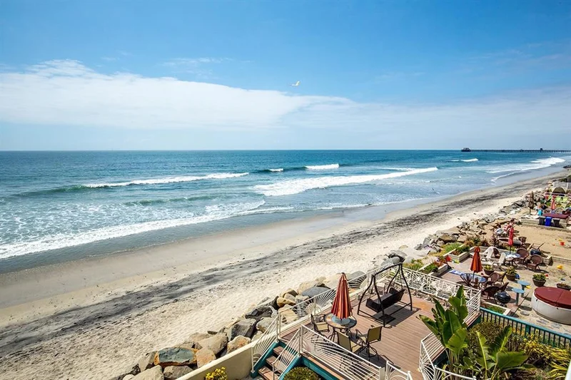 1031 Pacific Steet #C, Oceanside, CA 92054
