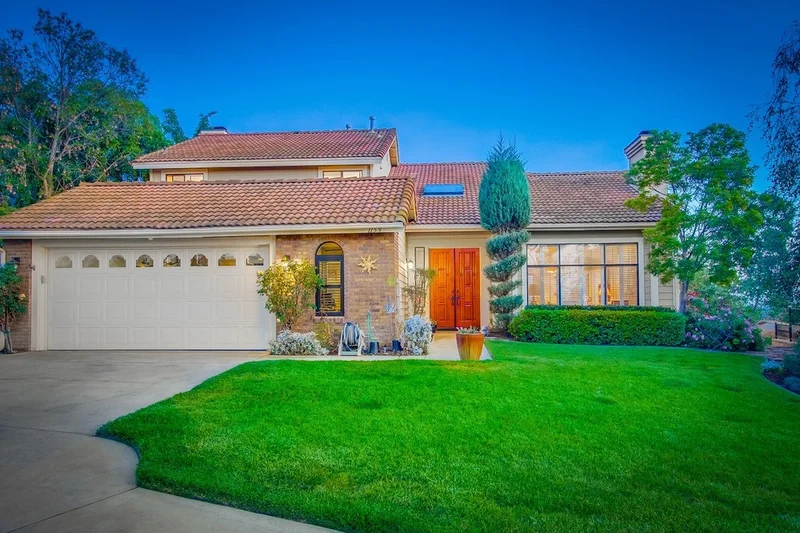 1159 Avocado Summit, El Cajon, CA 92019
