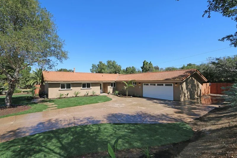 617 Rosvall Dr., Fallbrook, CA 92028