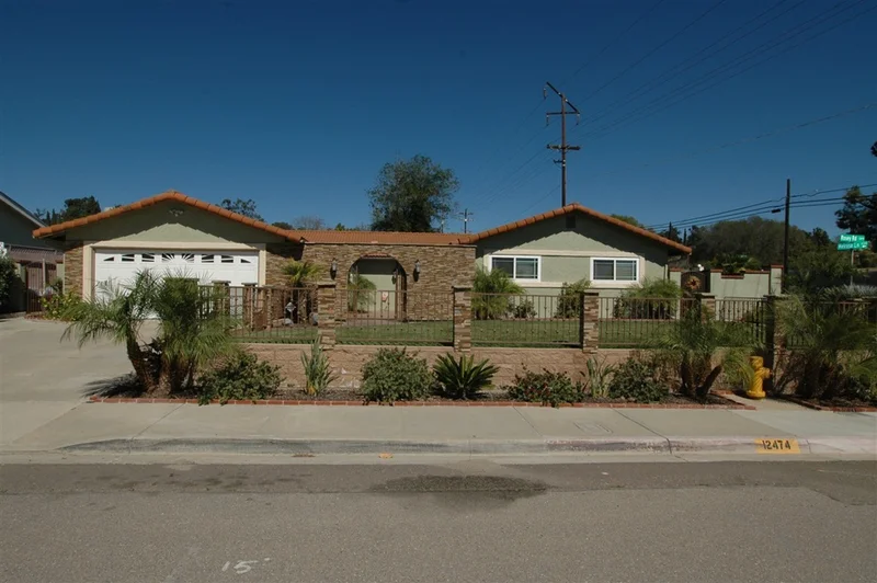 12474 Rosey, El Cajon, CA 92021
