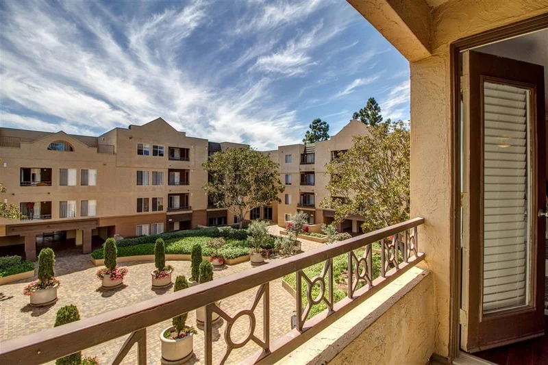 8889 Caminito Plaza Centro #7307, San Diego, CA 92122
