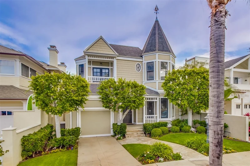 1023 Flora Avenue, Coronado, CA 92118