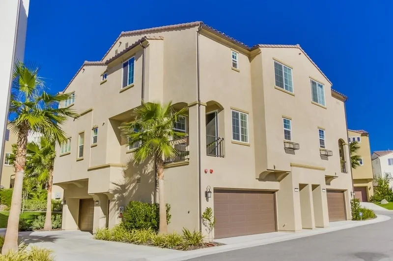 5082 Cascade Way #102, Oceanside, CA 92057