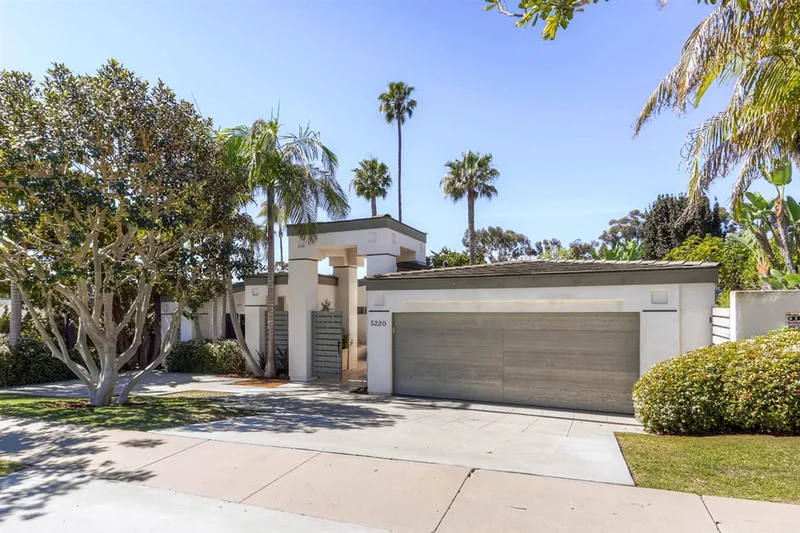 5220 Soledad, San Diego, CA 92109