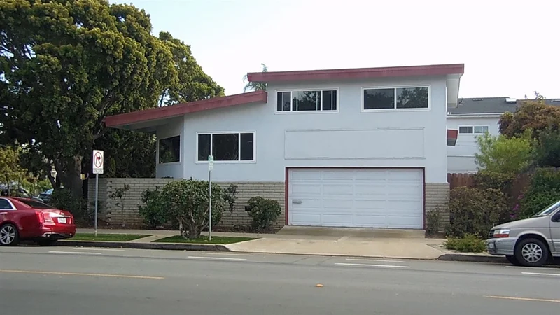 100 I Ave, Coronado, CA 92118