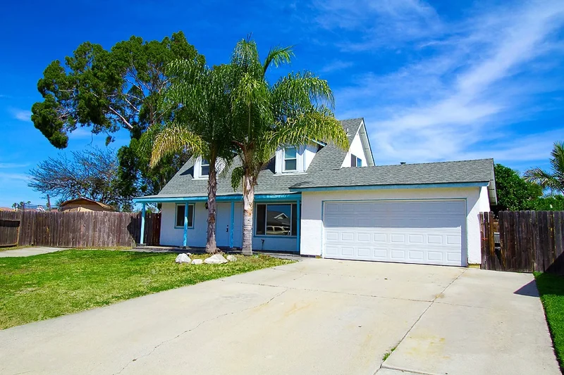 100 Madison, Oceanside, CA 92057