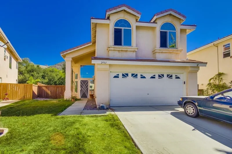 29761 Nandina Drive, Escondido, CA 92026