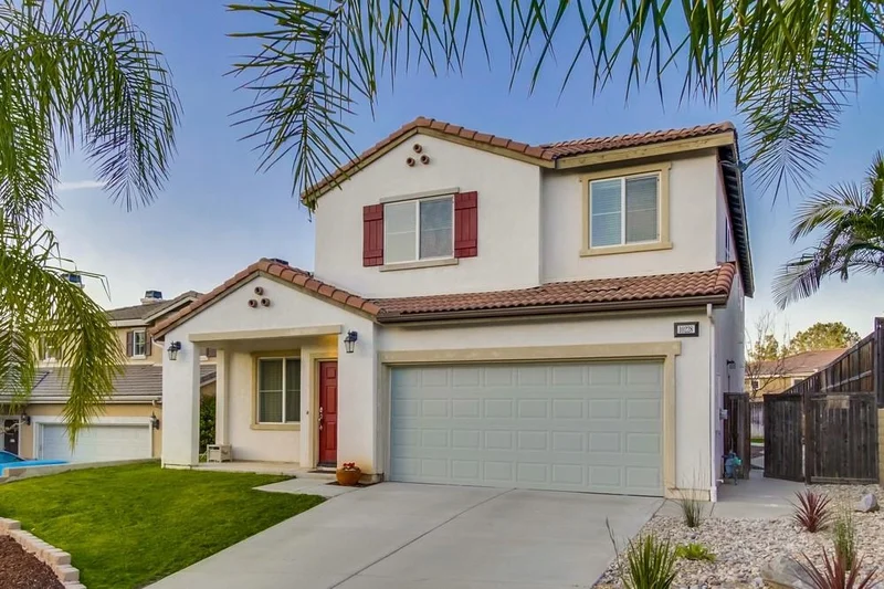 10228 Oak Spur Way, Escondido, CA 92026