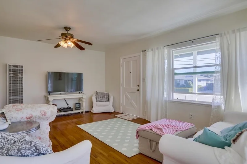 6160 Lubbock Ave, La Mesa, CA 91942