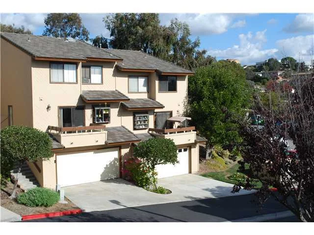 2538 Woodlands Way, Oceanside, CA 92054