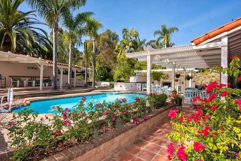 1004 Summer Holly Ln, Encinitas, CA 92024