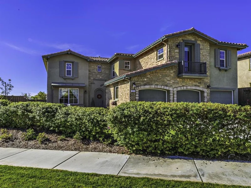 5526 Alexandrine, Oceanside, CA 92057