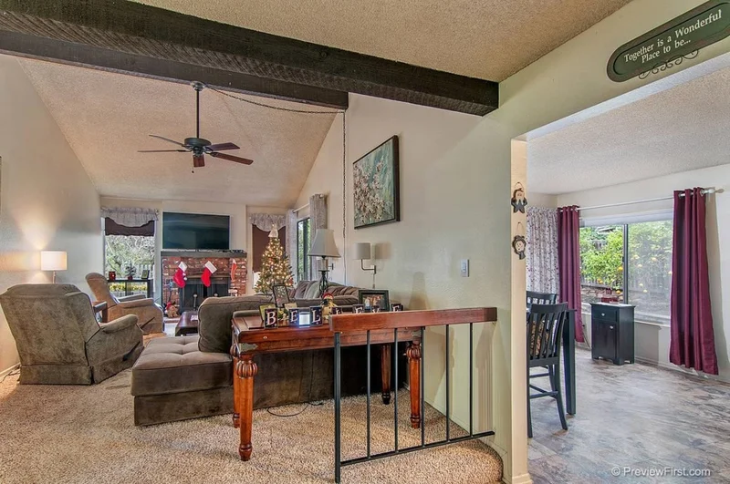 10323 Veracruz Court, San Diego, CA 92124