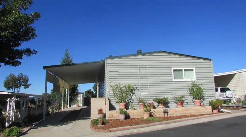 8712 Magnolia #285, Santee, CA 92071