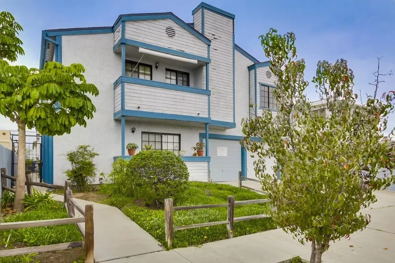 4620 36th St #5, San Diego, CA 92116