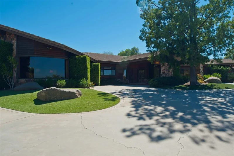 10047 El Capitan Real, El Cajon, CA 92021