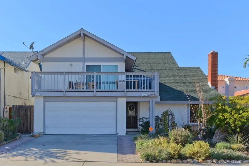 11440 Osoyoos Place, San Diego, CA 92126