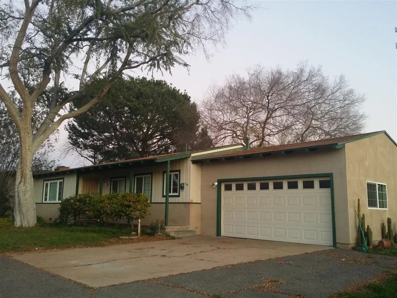 105 Green, Escondido, CA 92025
