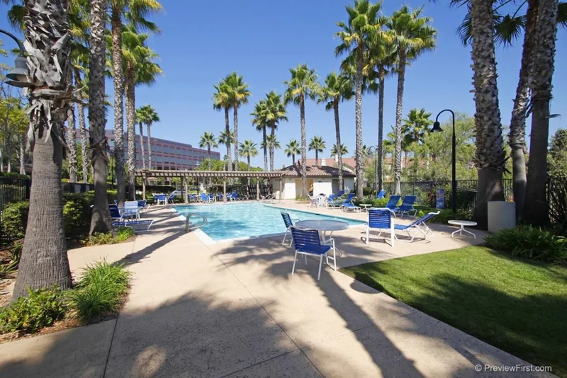 10140 Wateridge Circle #124, San Diego, CA 92121