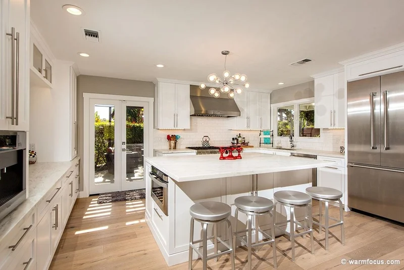 617 E Circle Drive, Solana Beach, CA 92075