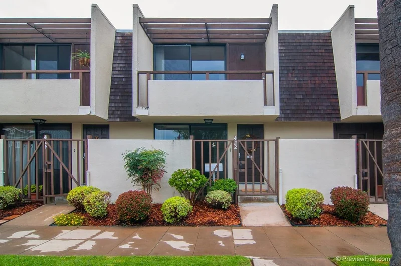 422 Palm Ave, Coronado, CA 92118